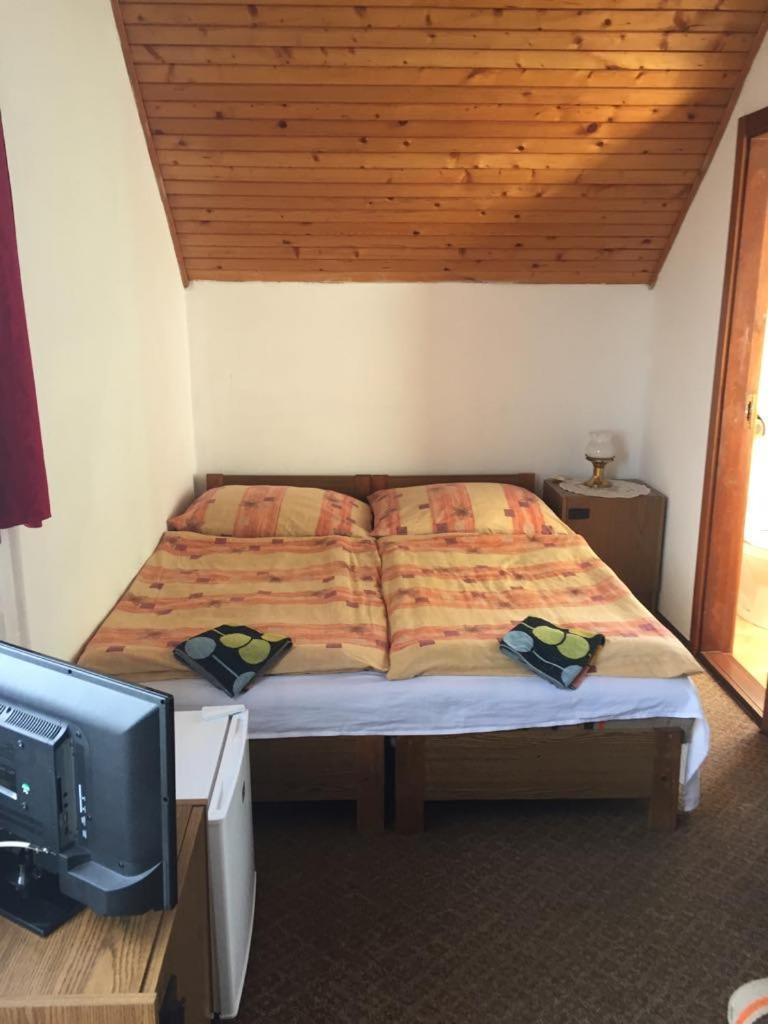 Ilona Panzio Otel Balatonlelle Dış mekan fotoğraf
